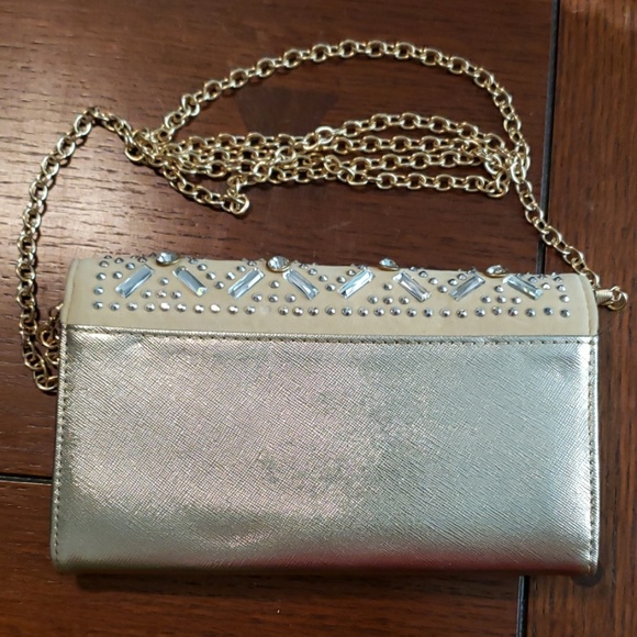 Ruby collection crossbody wallet - Picture 2 of 3